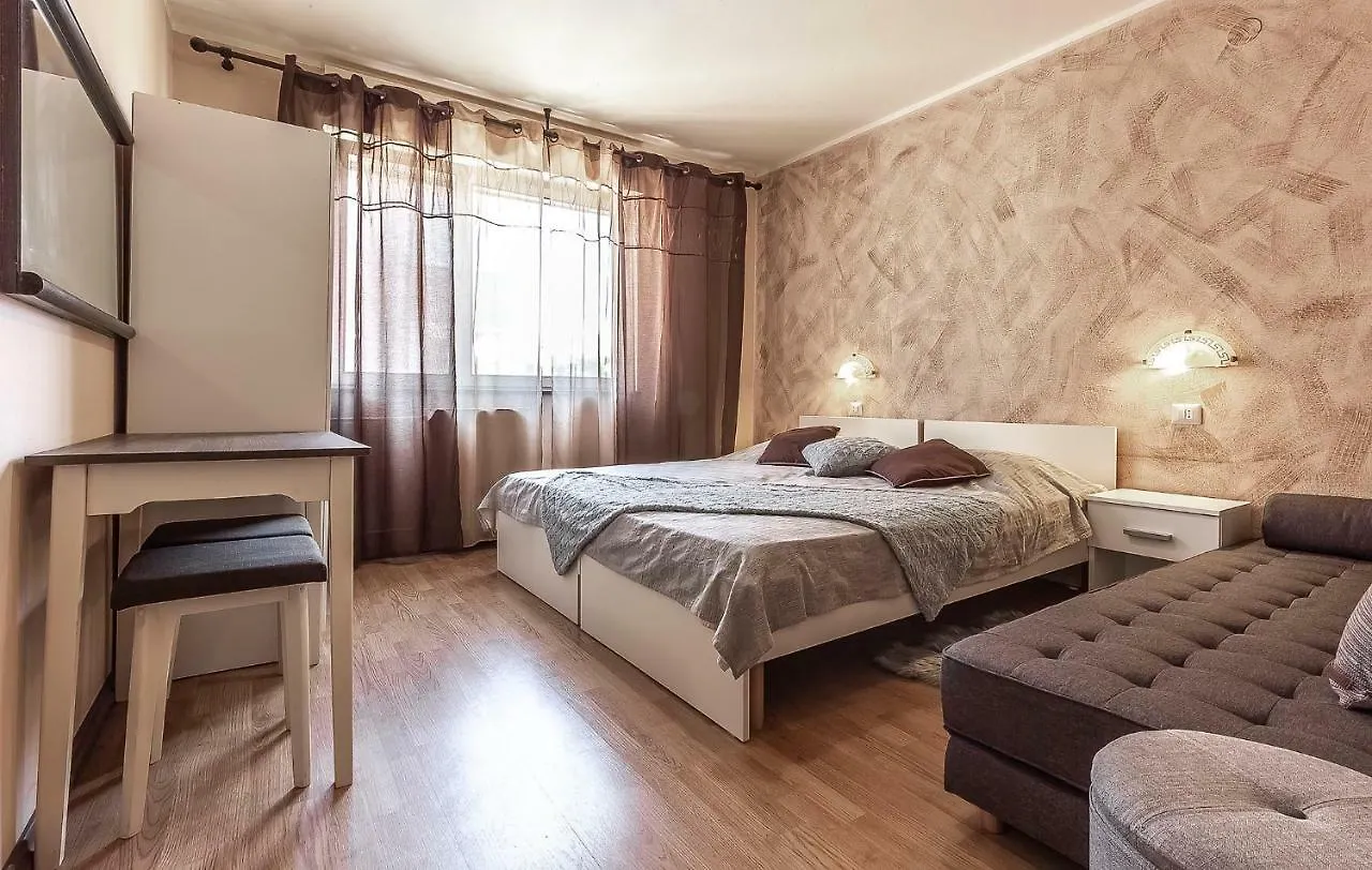 Sisi Apartman Poreč 0*,